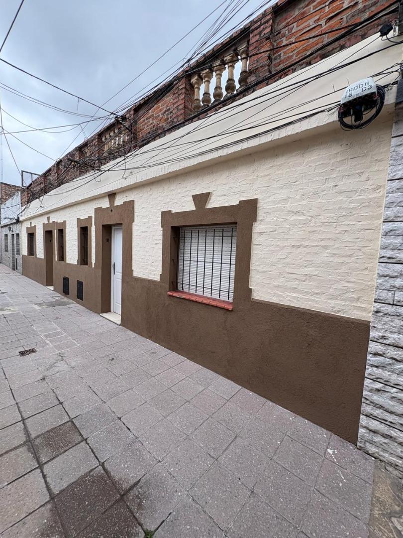 Foto de DEPARTAMENTO DE PASILLO DOS DORMITORIOS - LOTE 6, imagen 1