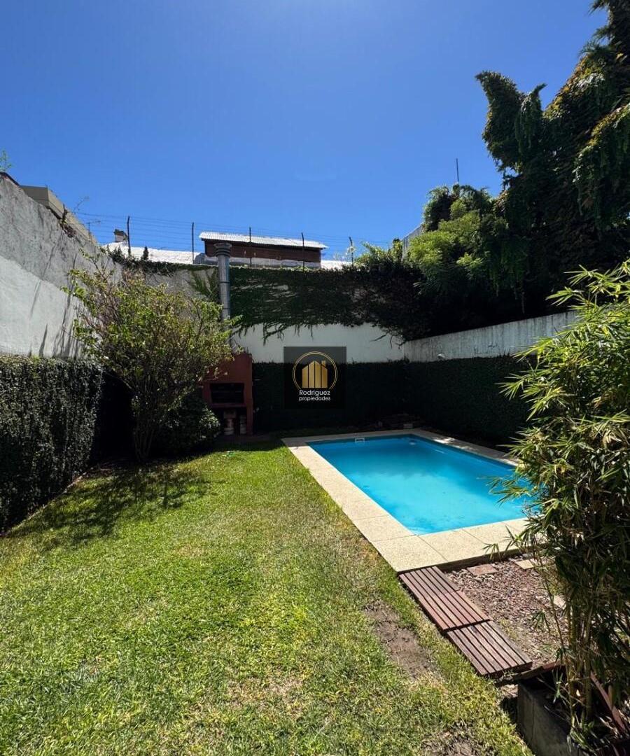 Foto de Venta Departamento Tres Amb. espacio guarda coche Villa Devoto, imagen 1