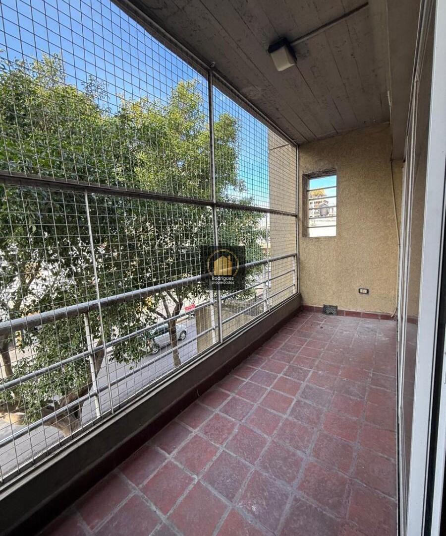 Foto de Venta Departamento Tres Amb. espacio guarda coche Villa Devoto, imagen 5