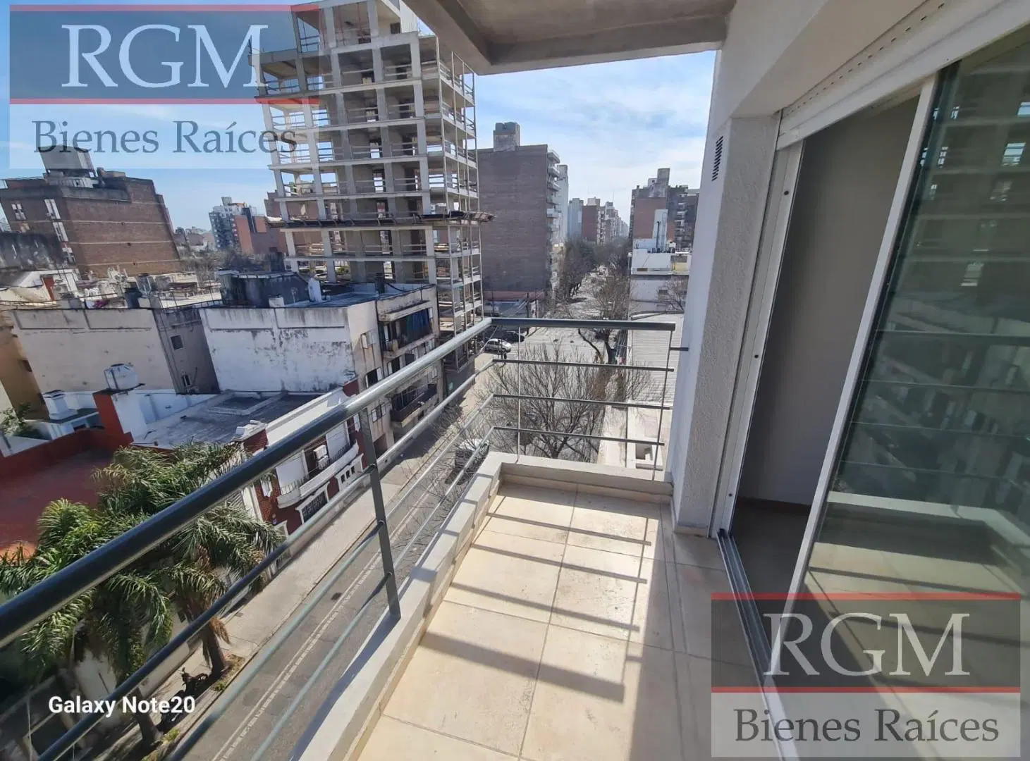 Departamento en Abasto 3