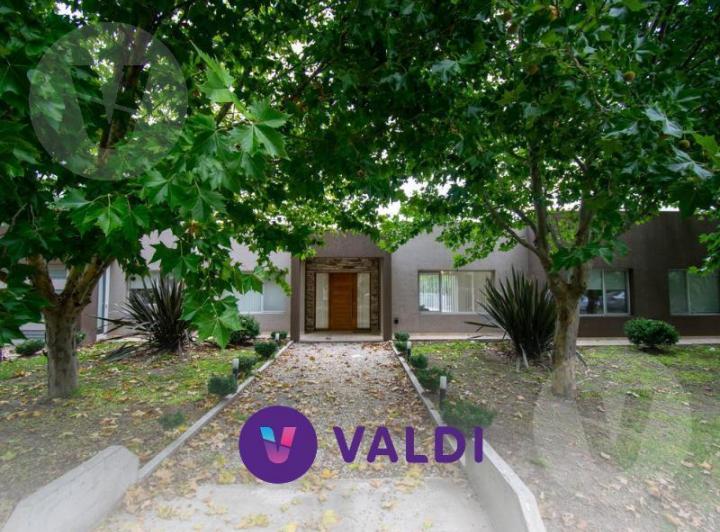 Casa en alquiler y venta -  Haras del Sur II 2