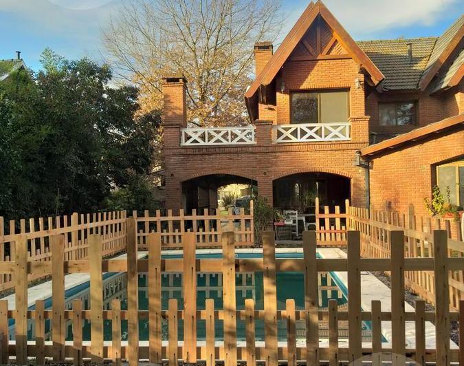 Casa en alquiler - Barrio Saint Thomas Norte, Canning 1
