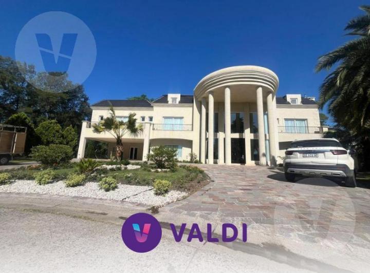 Casa en venta y alquiler - Barrio Saint Thomas Este, Canning 2