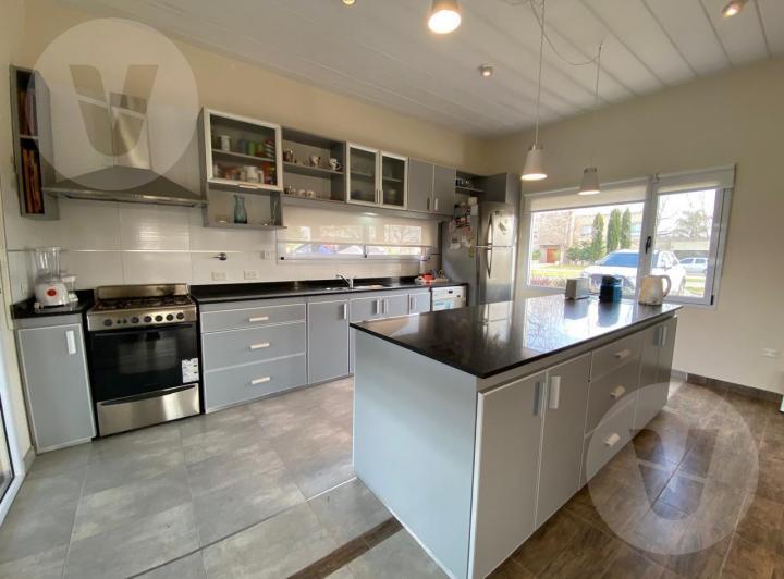 Casa en alquiler - Barrio Fincas de San Vicente Golf 4