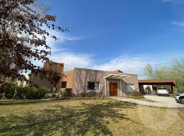 Casa en alquiler - Barrio Fincas de San Vicente Golf 3