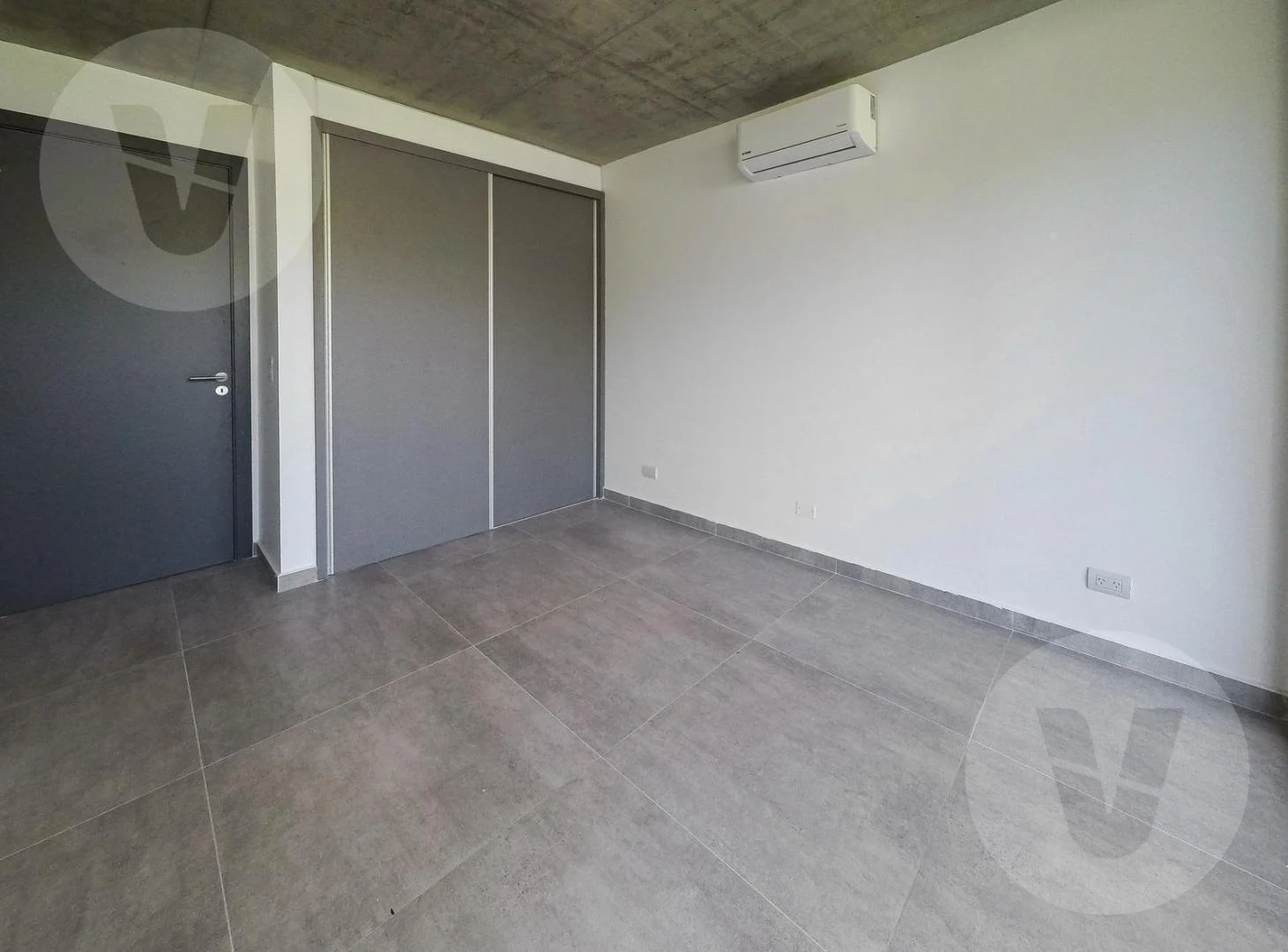 Foto de Departamento 2 amb con jardín en venta - Canning, Cabral 3300, imagen 5