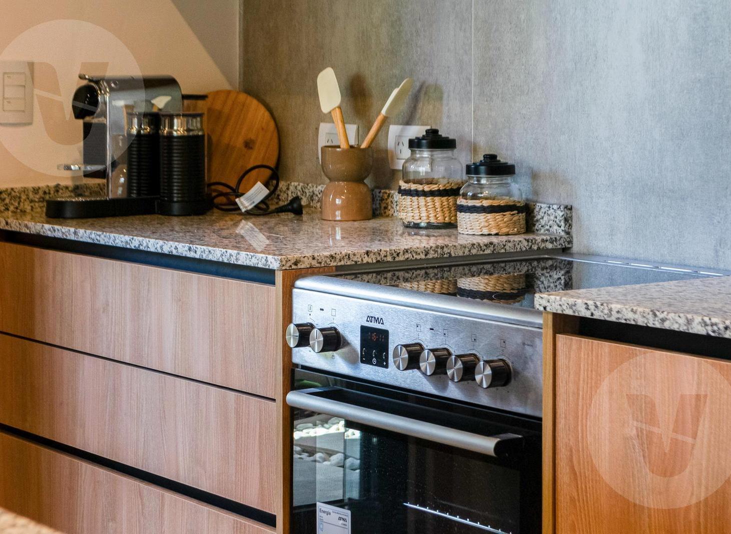 Foto de Departamento 2 amb con jardín en venta - Canning, Cabral 3300, imagen 2