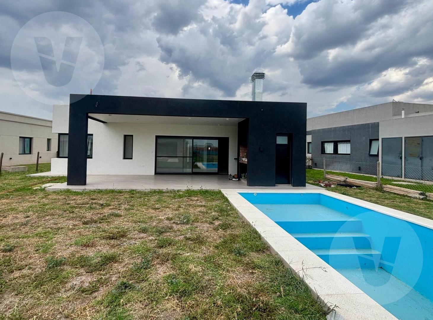 Casa en Venta en Barrio San Felipe - Canning