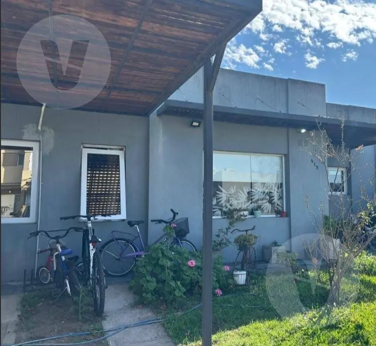 Casa en Venta Barrio Los Mirasoles  -  Monte Grande 2