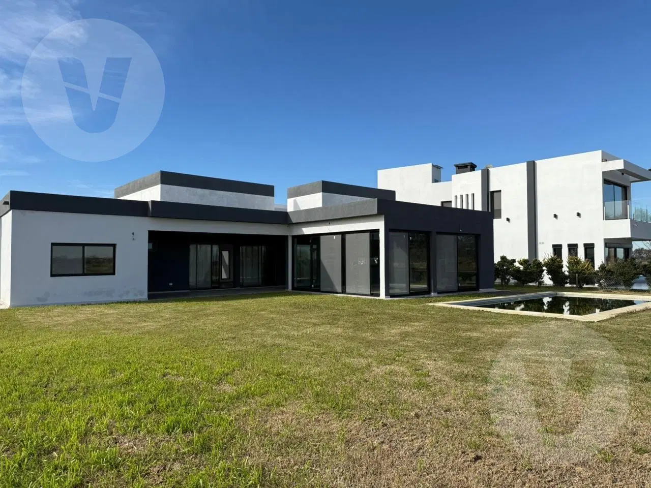 CASA A LA VENTA - BARRIO PRINCIPADO DE SAN VICENTE 5