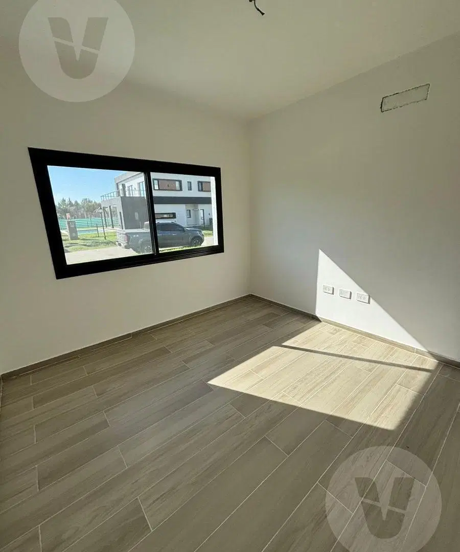 CASA A LA VENTA - BARRIO PRINCIPADO DE SAN VICENTE 2