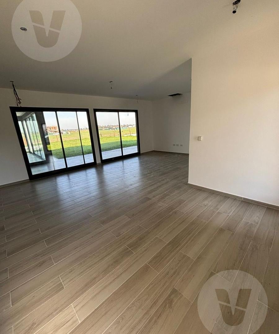 CASA A LA VENTA - BARRIO PRINCIPADO DE SAN VICENTE