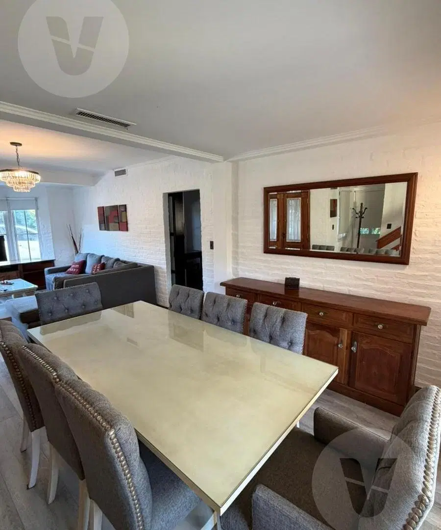 Casa en venta en Echeverria del Lago - Canning 5
