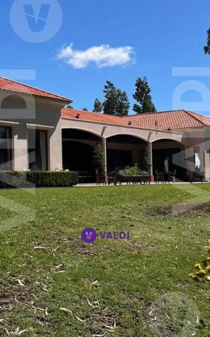 Terreno en Venta  -  Barrio San Lucas 5