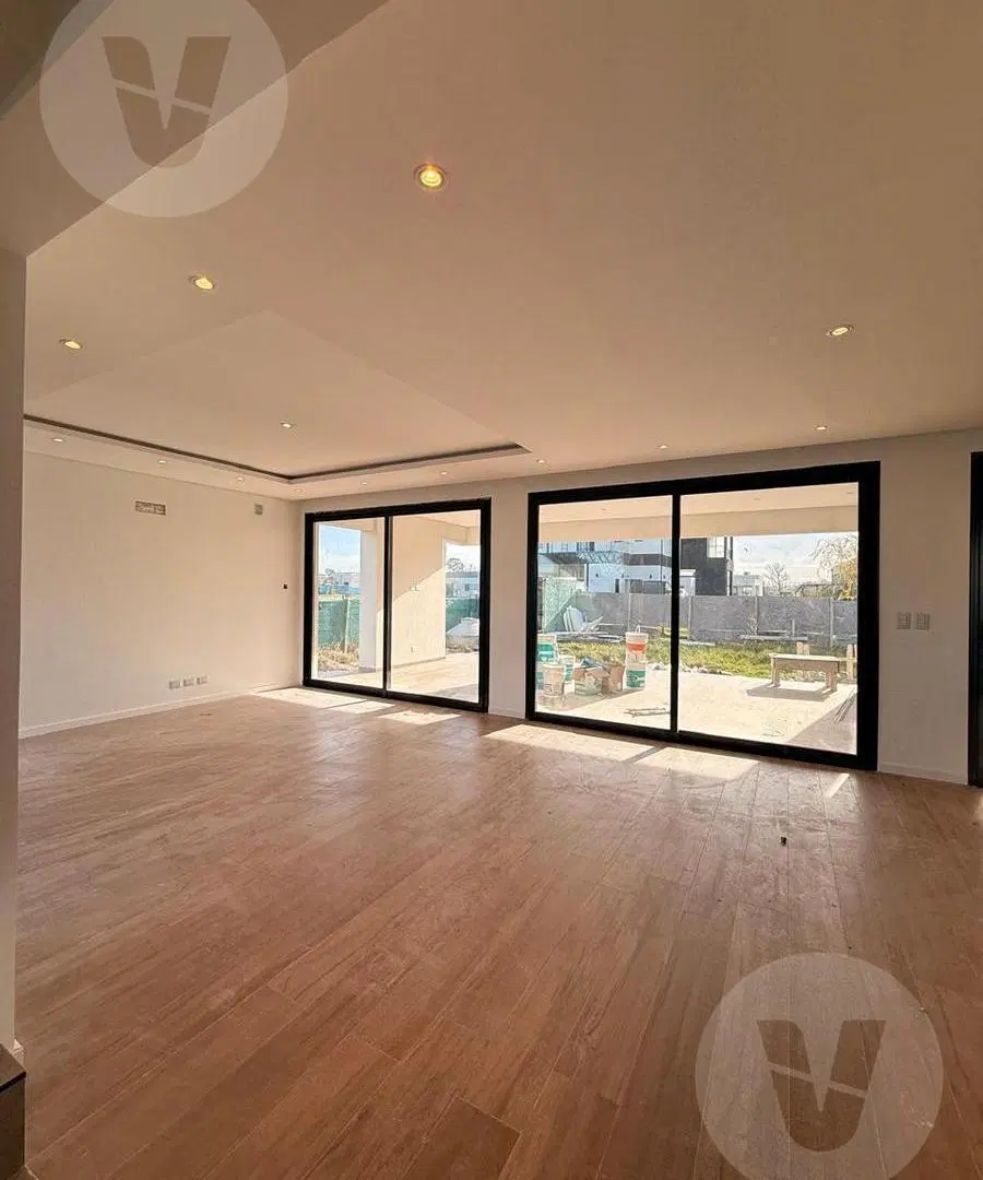 Casa en VENTA - Barrio San Simón, Canning 3