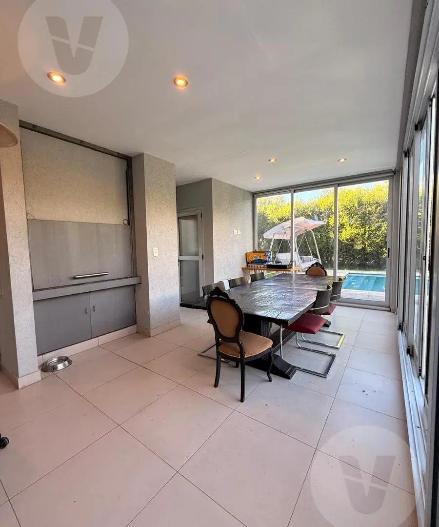 Casa en venta - Barrio Lagos de Canning 8