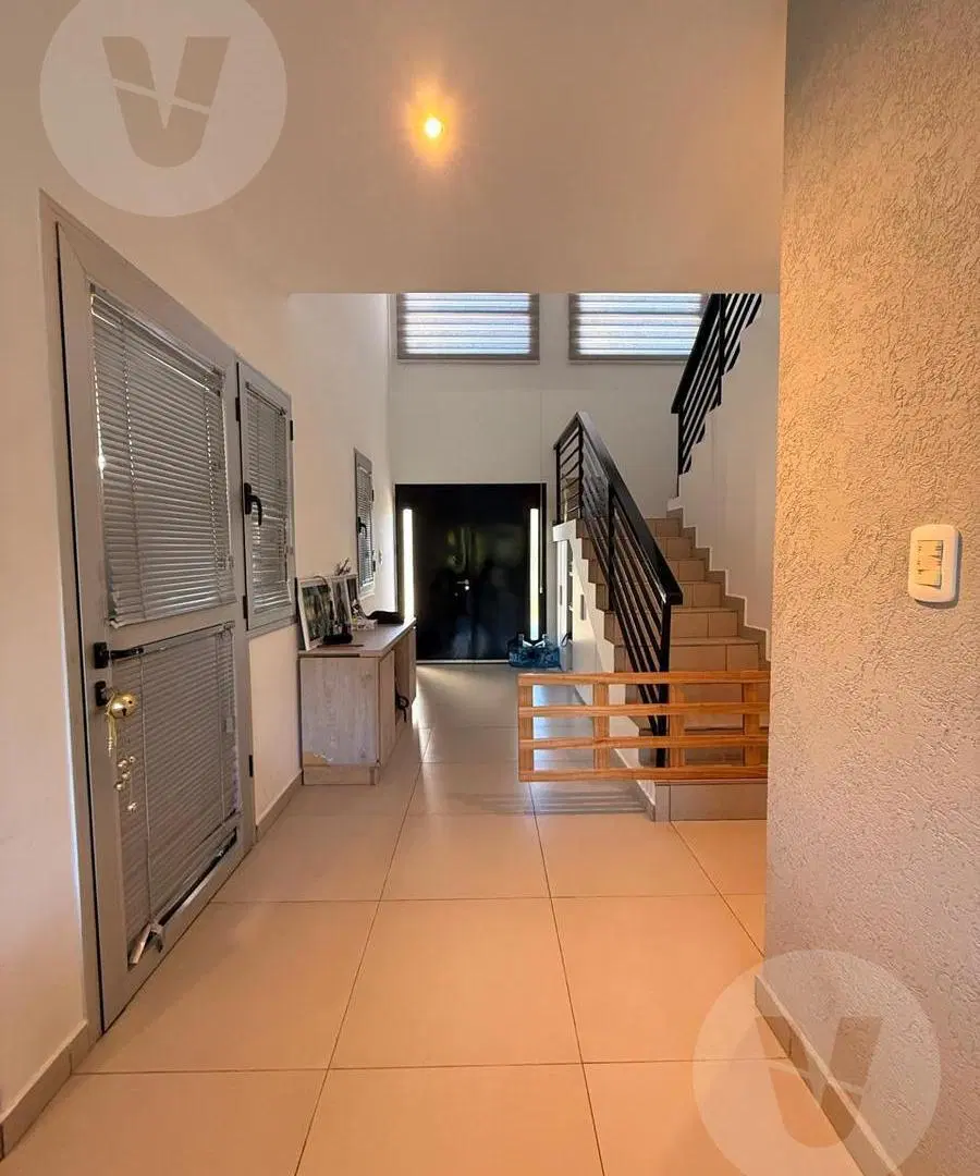 Casa en venta - Barrio Lagos de Canning 5