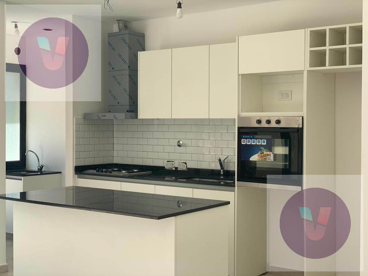 Foto de Casa en venta con renta - Barrio Santa Juana, Canning, imagen 2