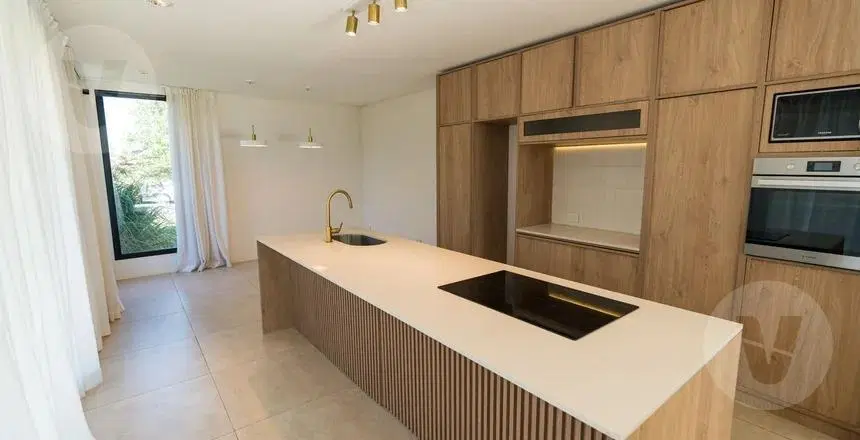 Casa en Alquiler en Fincas Sporting 4