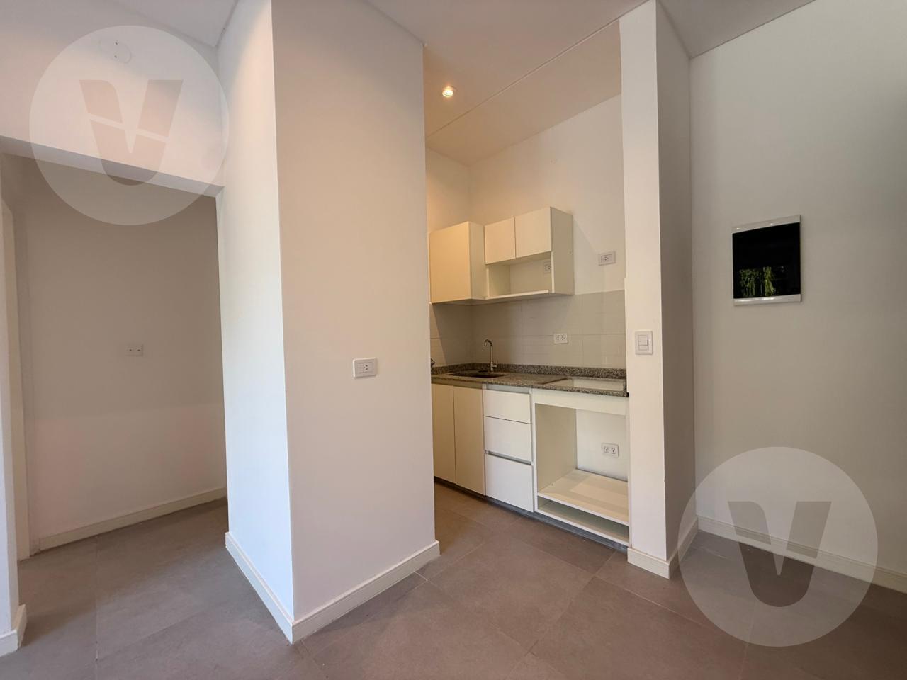 Foto de Departamento 2 amb en Venta Oportunidad Canning a metros de Las Toscas, imagen 3
