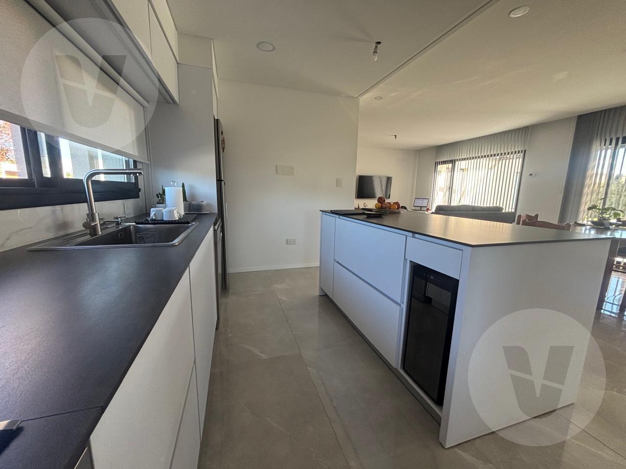 Foto de Casa en alquiler - Barrio Los Talas, Canning, imagen 3