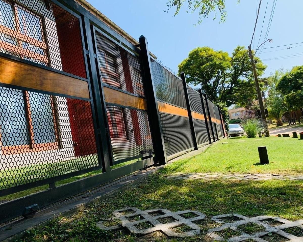 Villa Gesell, Venta Complejo de Duplex Zona Sur 3