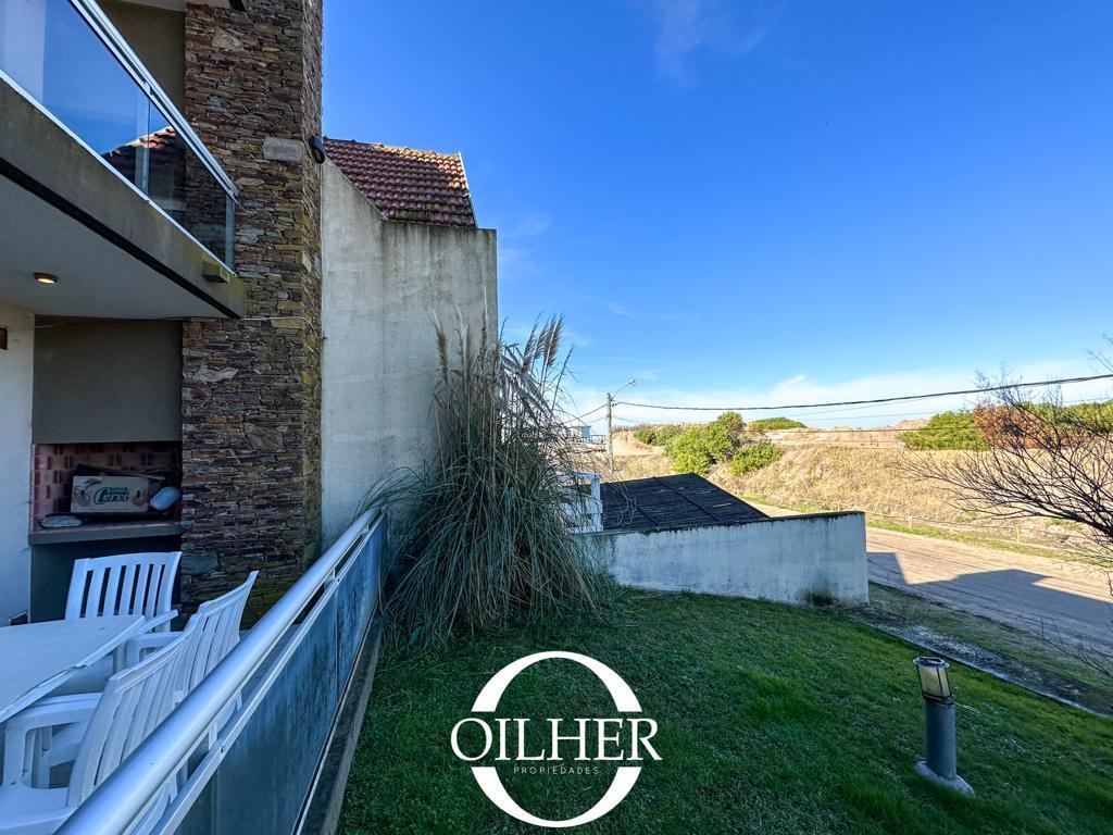 Villa Gesell, Venta de Depto. Zona Sur a m de La Playa. 5