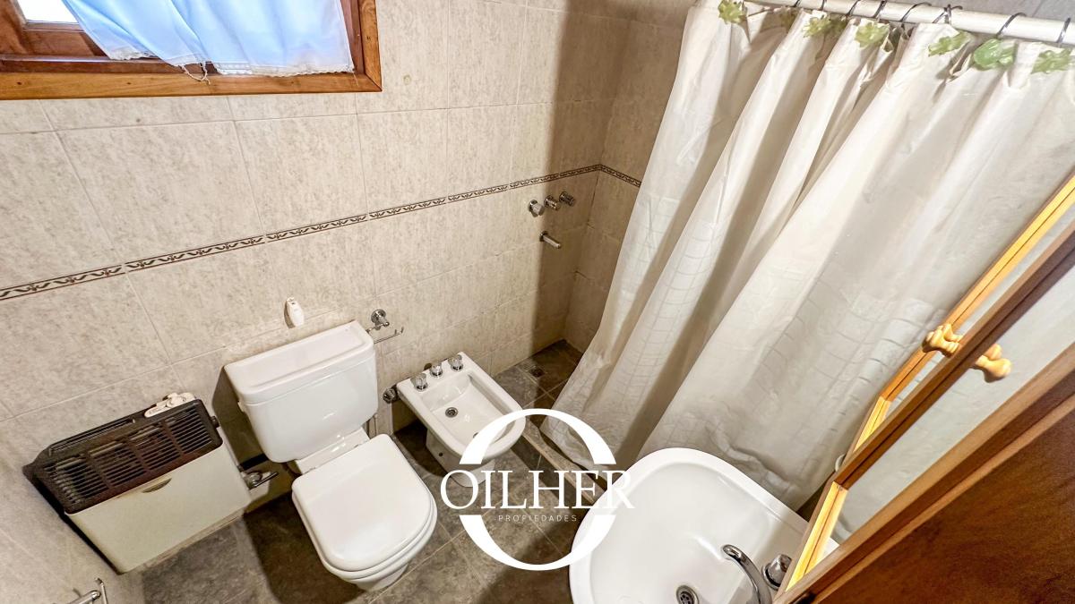 Casa en Venta de 3 Dorm. C/ Cochera en San Martin de Los Andes 4