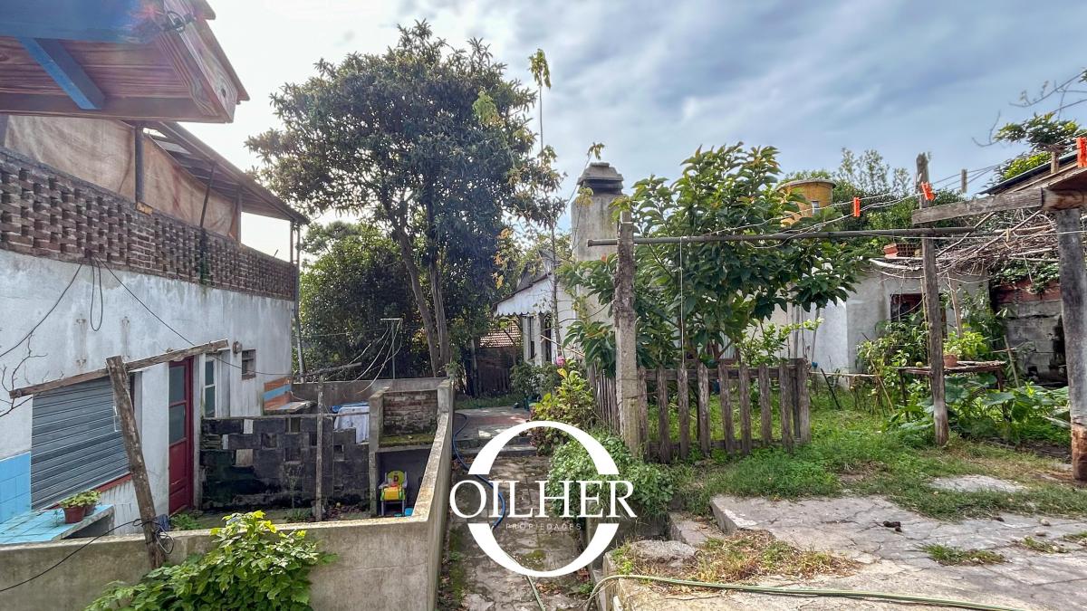 Complejo de 7 Unidades en Venta! Zona Centro. Gas Natural! 2