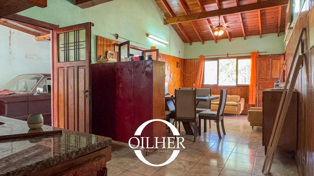 Casa en Venta de 3 Dorm. C/ Cochera en Zona Sur. Gas Natural! 5