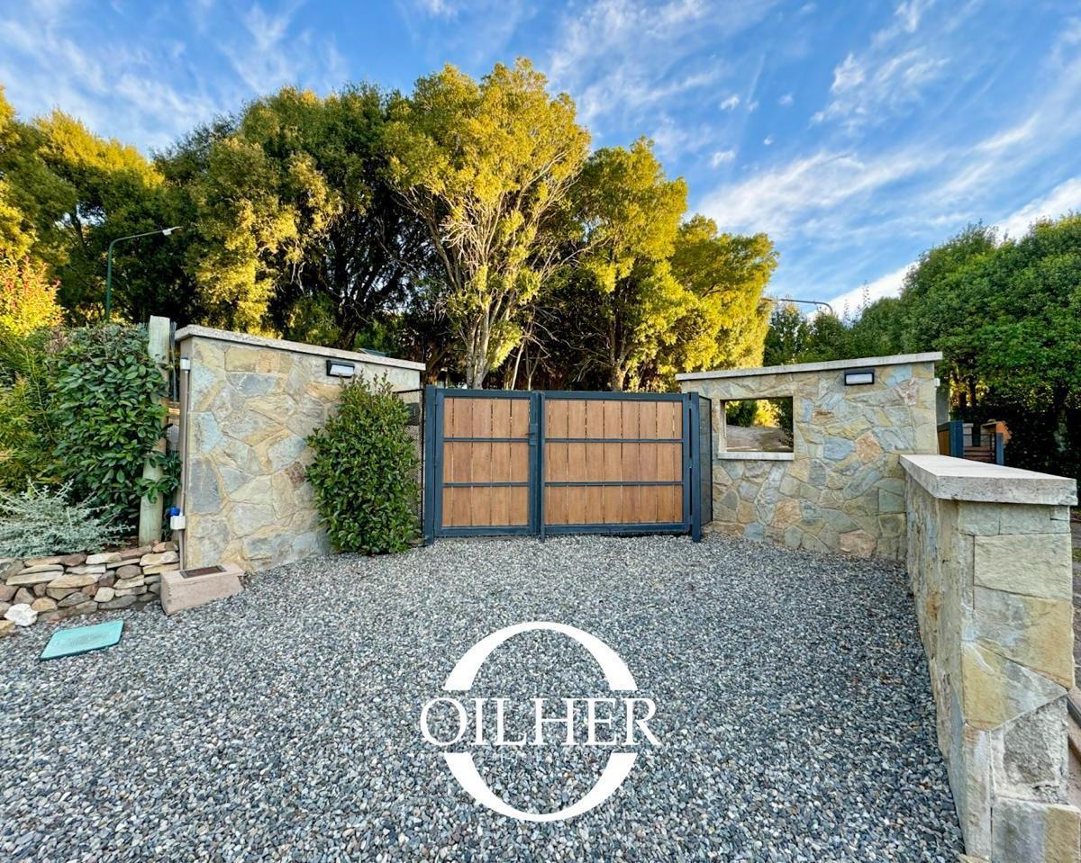 Casa con Una Vista Inigualable! Faldeos de Chapelco! Lote de 2145 m² 2
