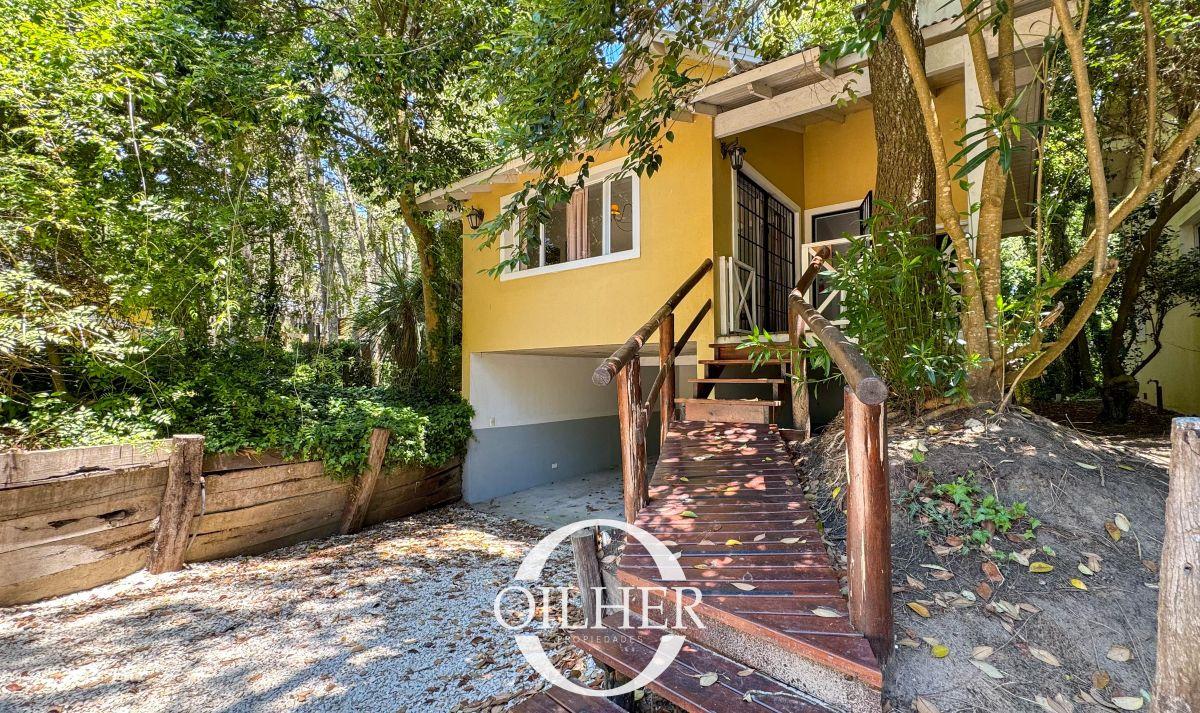 Venta Casa 3 Dormitorios Mar Azul con cochera! Hermosa Zona!