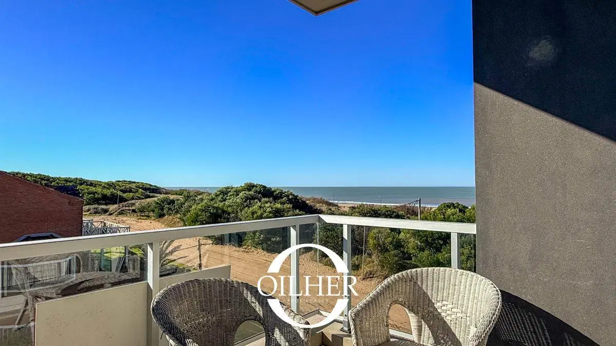 Departamento de categoria en venta. Cochera - Vista al Mar - Valeria del Mar. 1