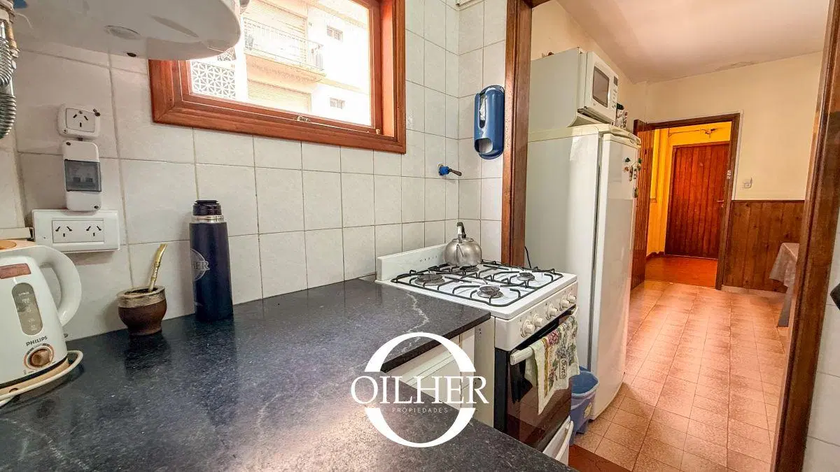 Departamento 2 Dormitorios en venta con cochera - Zona Centro. A metros del Mar. 8