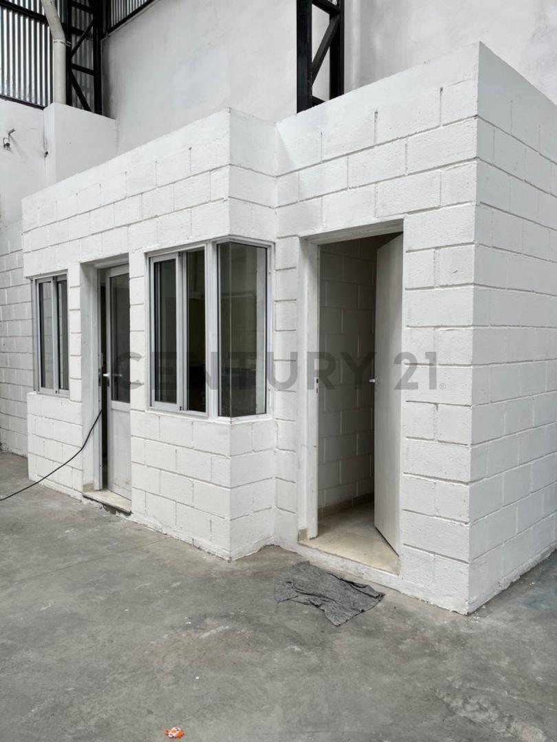 Galpón a Estrenar en Venta en Zona Norte Molina 2600 2
