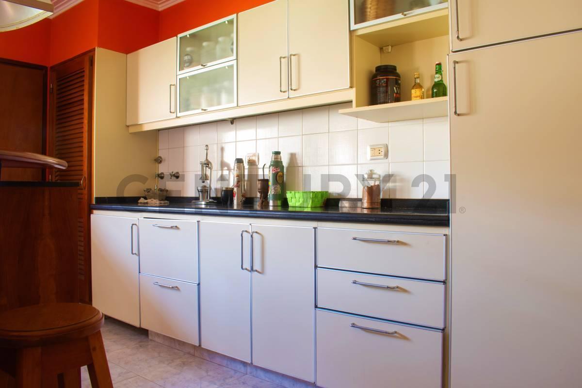 Casa en Venta en Barrio Arroyito de Tres Dorm. 1