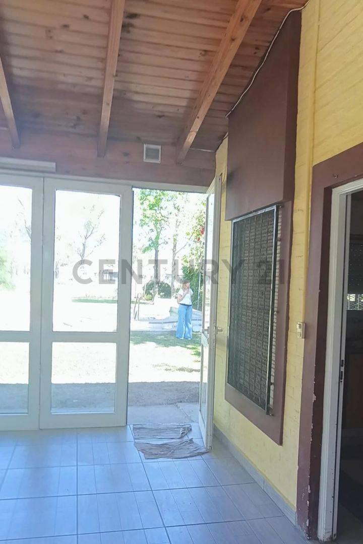 <p>Venta de Casa 3 Ambientes - 2 Dormitorio en Pueblo Esther</p><br><p>¡Oportunidad en Pueblo Es...