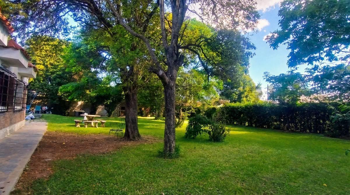 Casa en venta, 4 dormitorios en Villa La Ribera