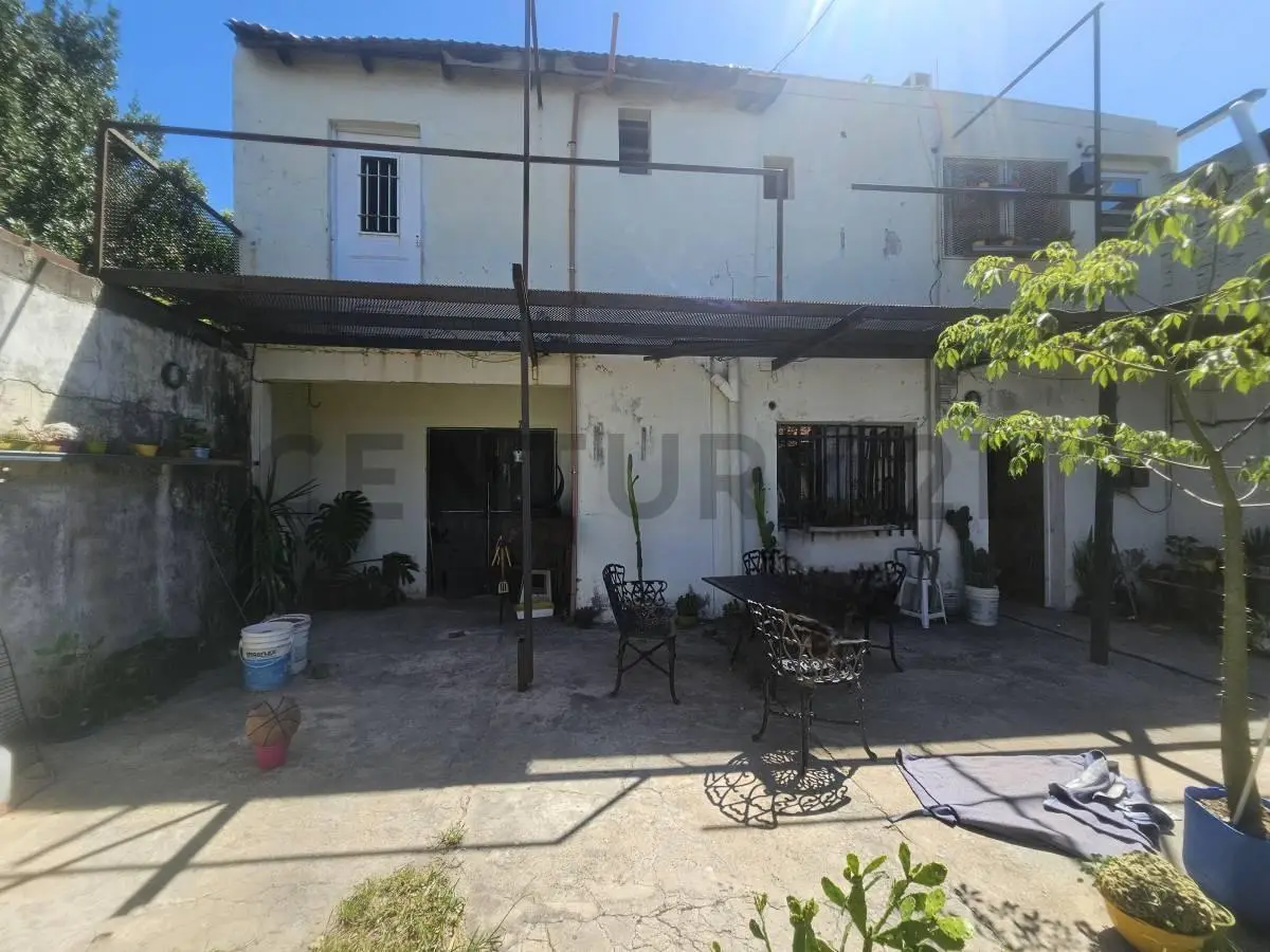 venta Casa con departamentos 5