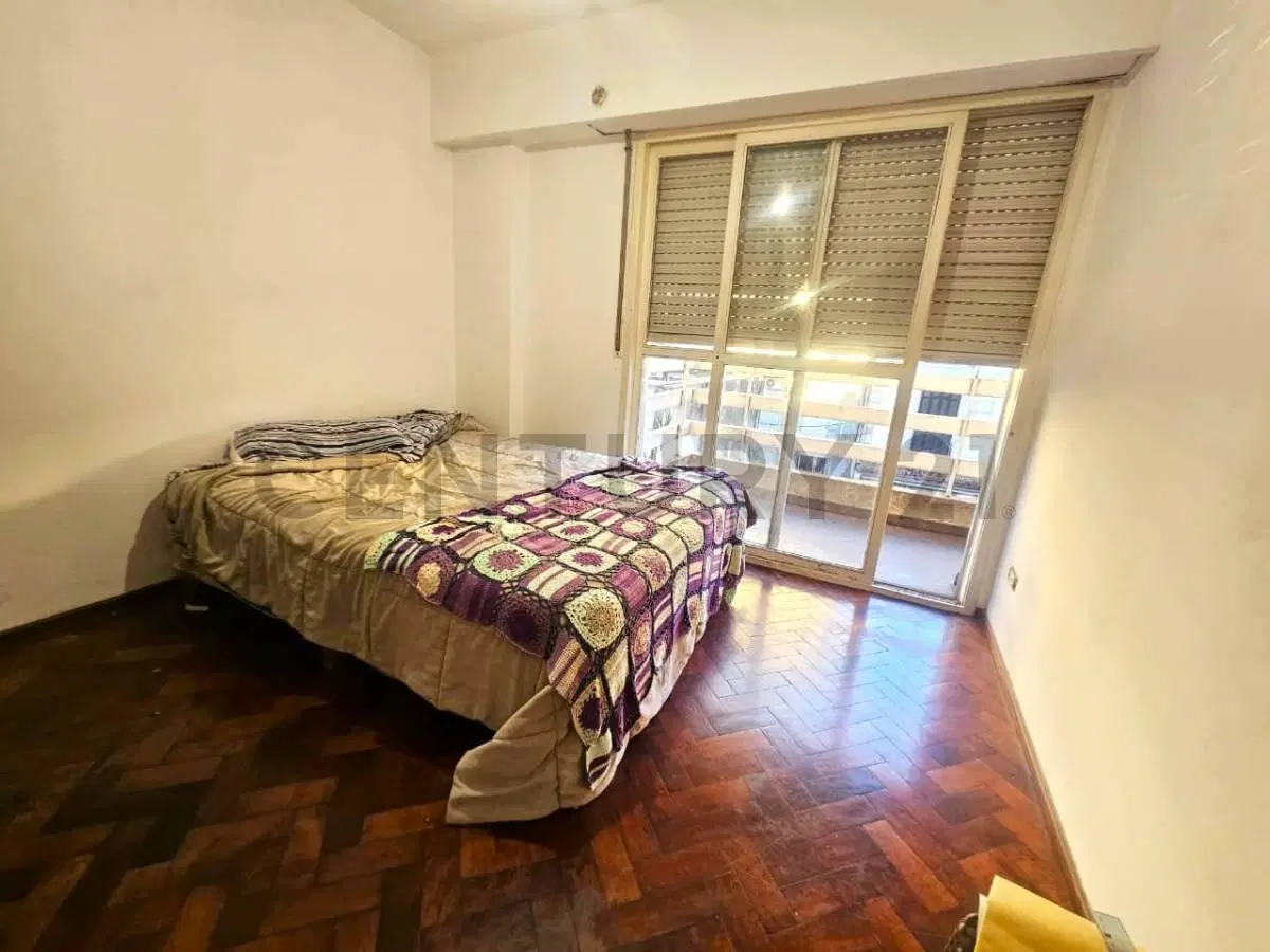 Venta Departamento 3 dormitorios y cochera en el centro de Rosario 3