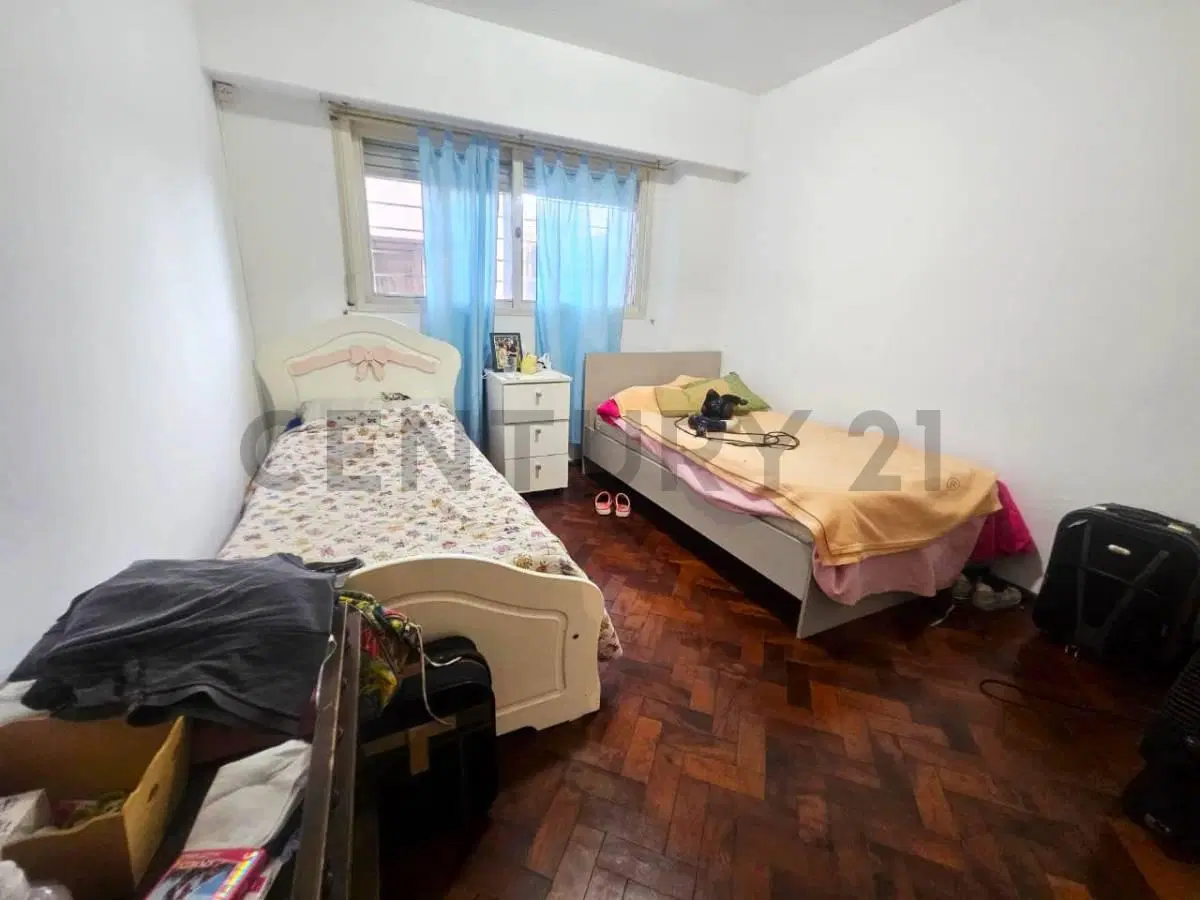 Venta Departamento 3 dormitorios y cochera en el centro de Rosario 5