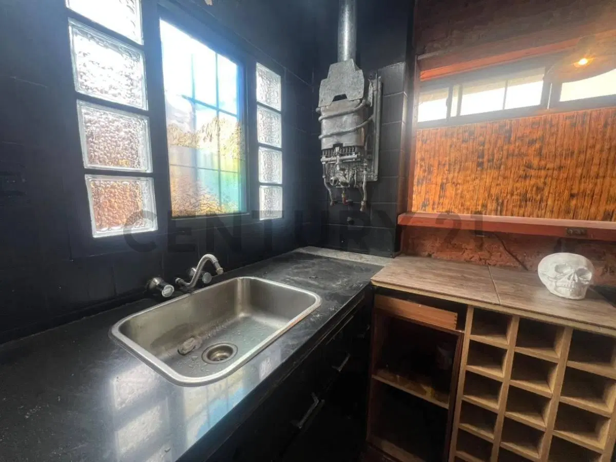 Venta Casa planta alta en barrio Lourdes 5
