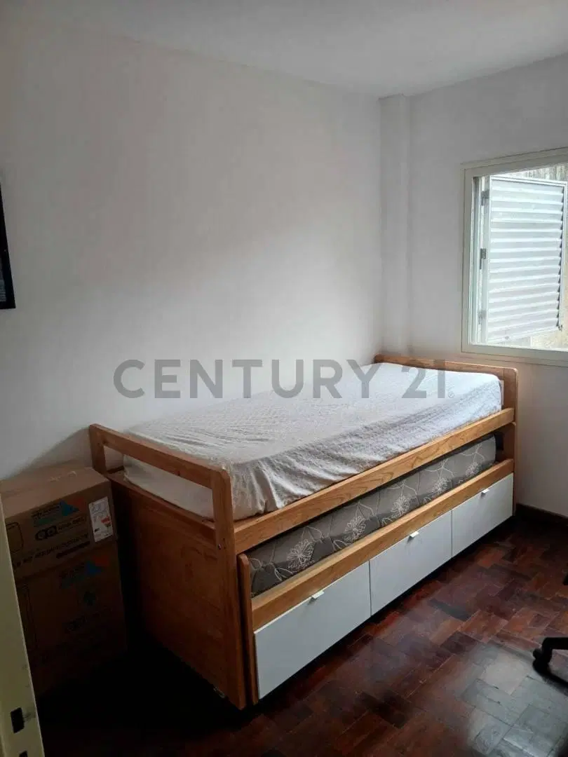 Venta Departamento 2 dormitorios con Balcón en Barrio Martin 8