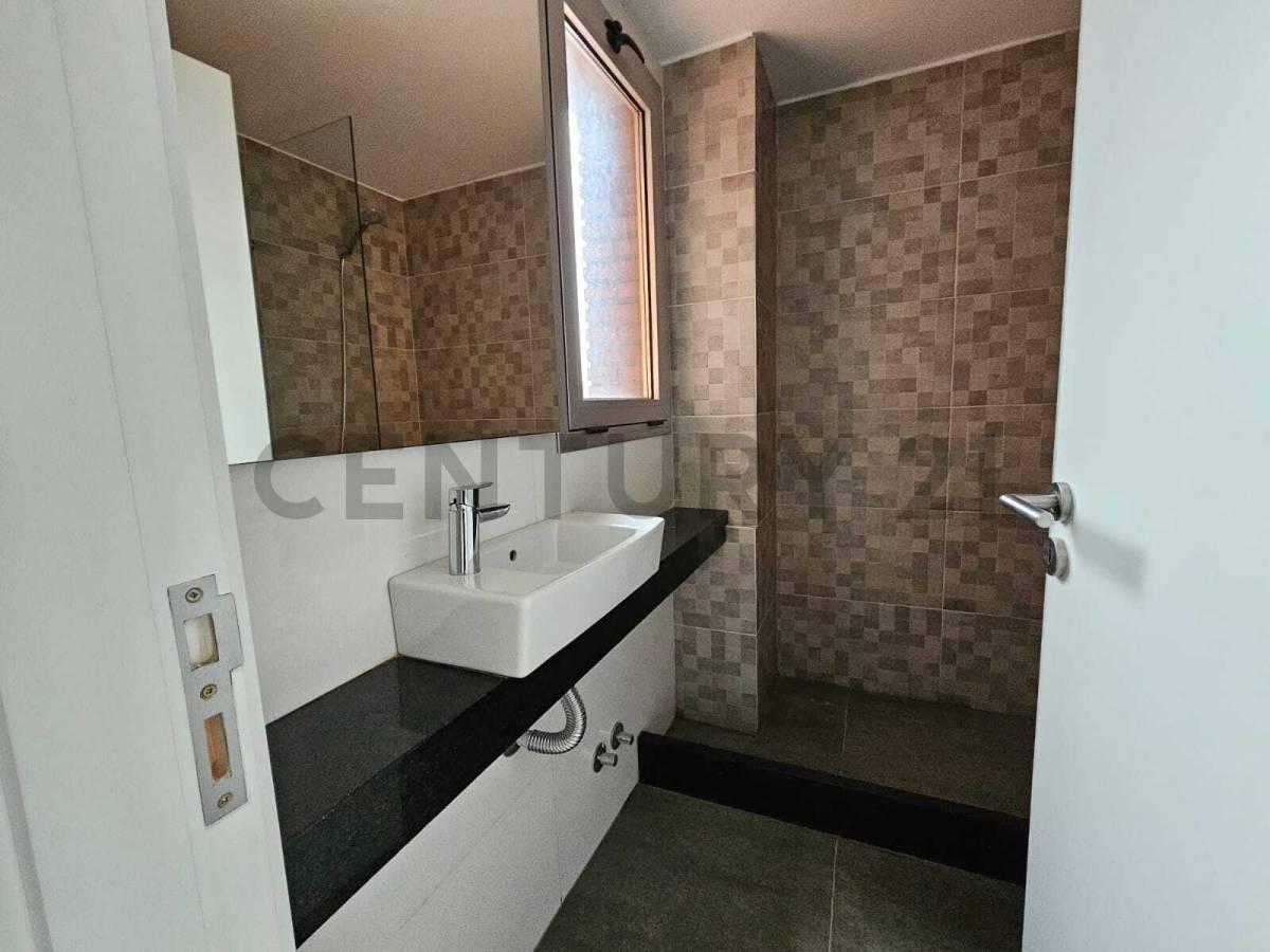 Foto de DEPARTAMENTO 2 DORMITORIOS A ESTRENAR EN BARRIO LOURDES, imagen 1