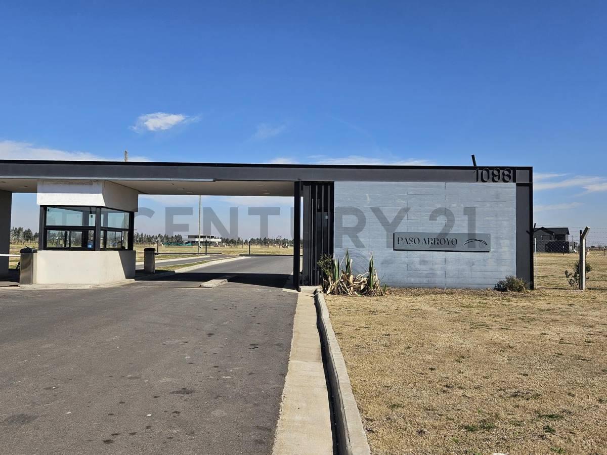 Foto de Terreno en venta. Los Pasos - Barrios del Jockey 3, imagen 4
