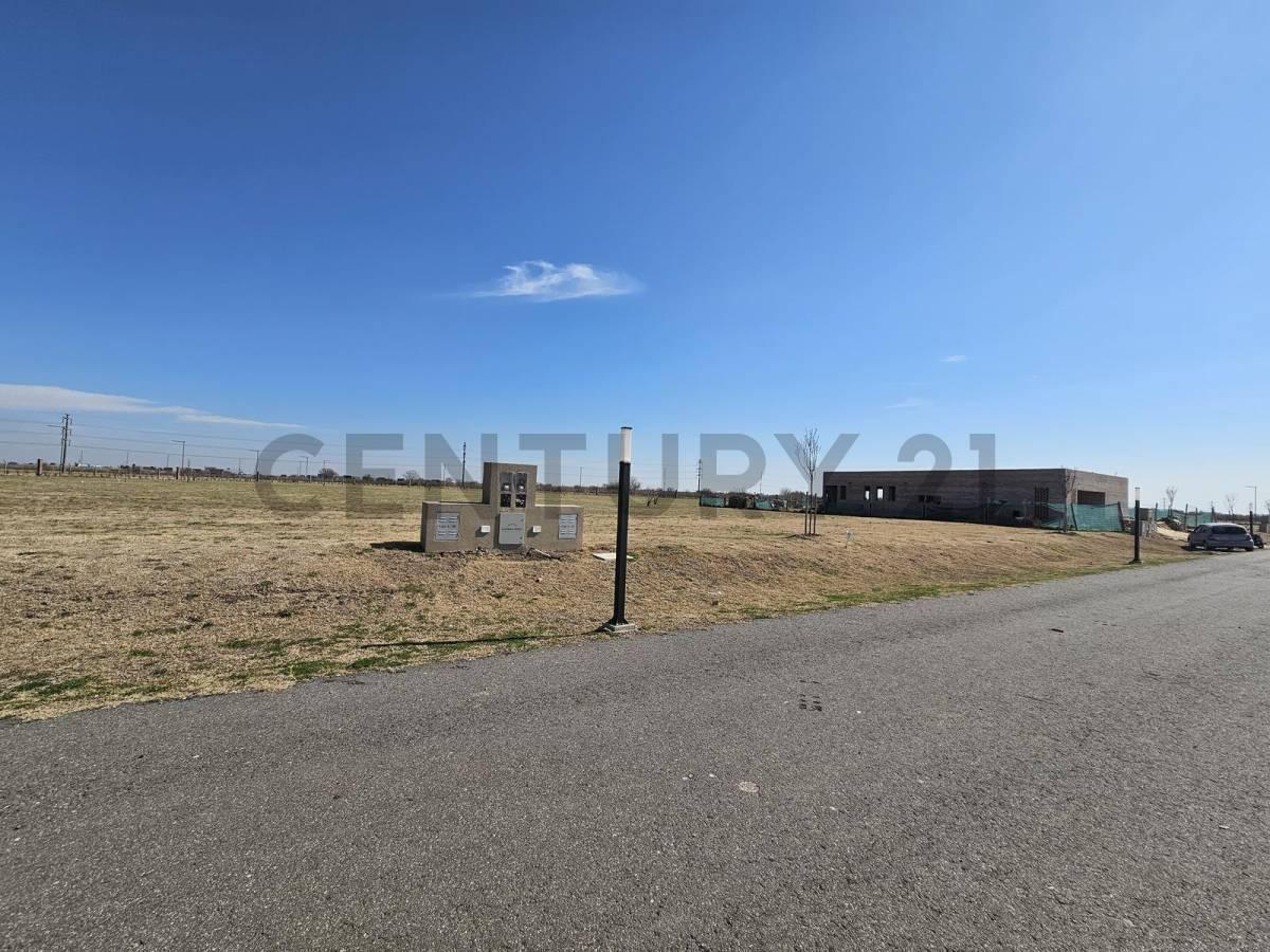 Foto de Terreno en venta. Los Pasos - Barrios del Jockey 3, imagen 3