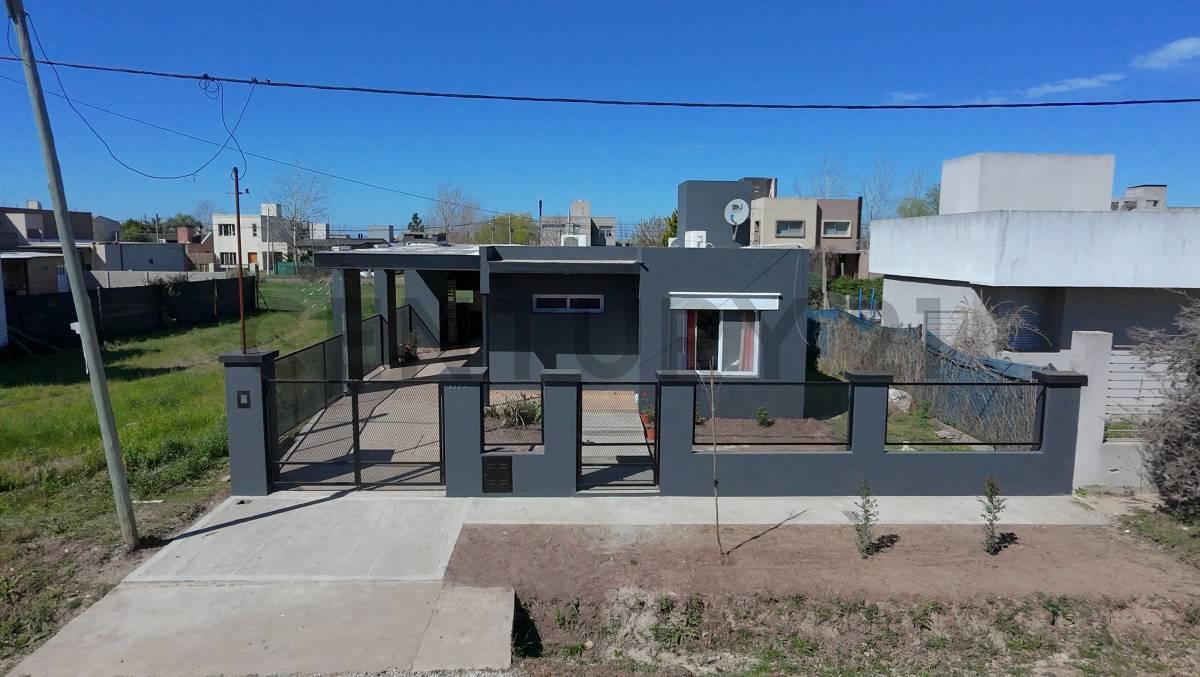 Foto de VENTA CASA 2 DORMITORIOS EN TIERRA DE SUEÑOS III ROLDAN, imagen 5