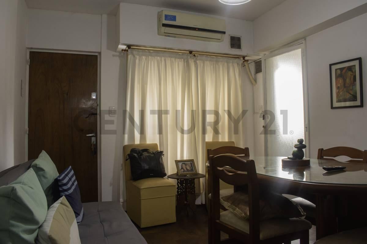 Foto de Departamento en Venta 1 dormitorio - Barrio Martin, Rosario, imagen 3