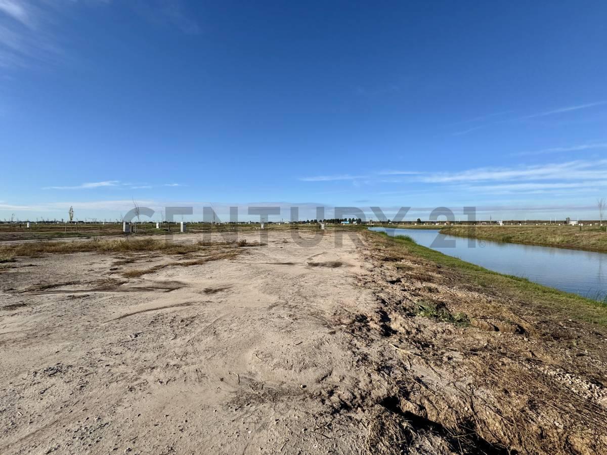 Foto de Lote en venta en Funes Lakes, imagen 2
