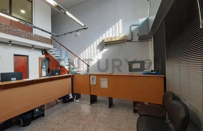 Foto de Venta Galpón con Local al frente, imagen 1